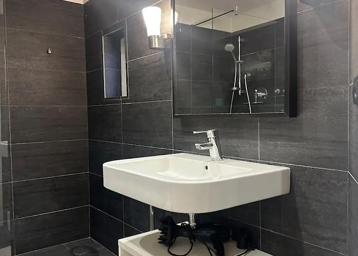 Appartement Sauro 12 *