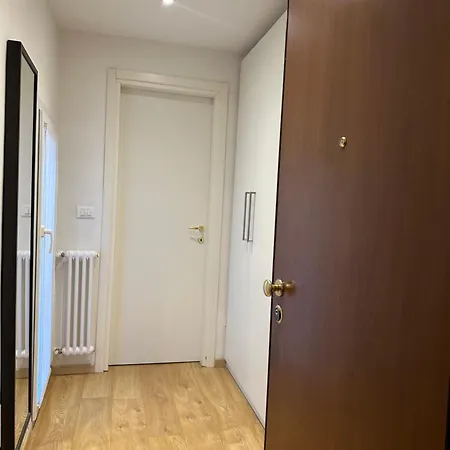 Sauro 12 Apartment *