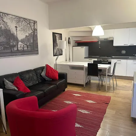 Sauro 12 * 博洛尼亚